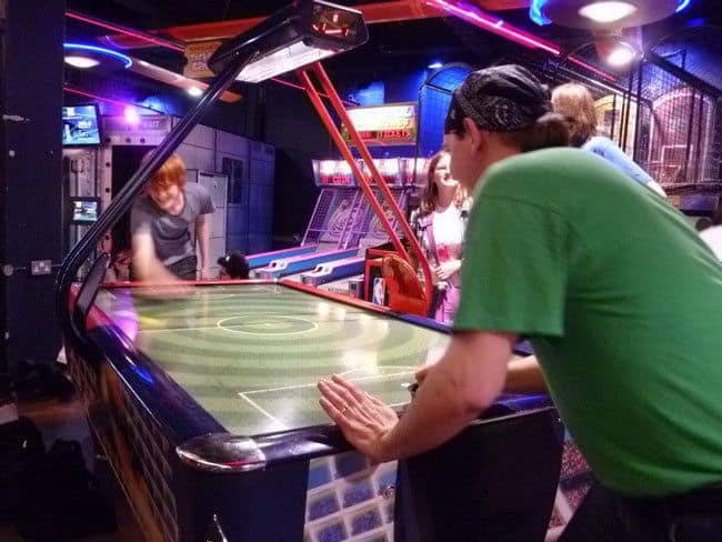 Install-An-Air-Hockey-Table-To-Enjoy-A-Real-Gaming-Experience